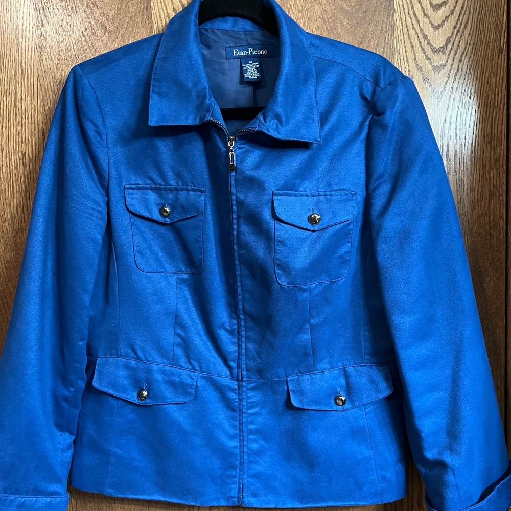 Evan Picone Women’s Suede Blazer. Blue. Size 12
